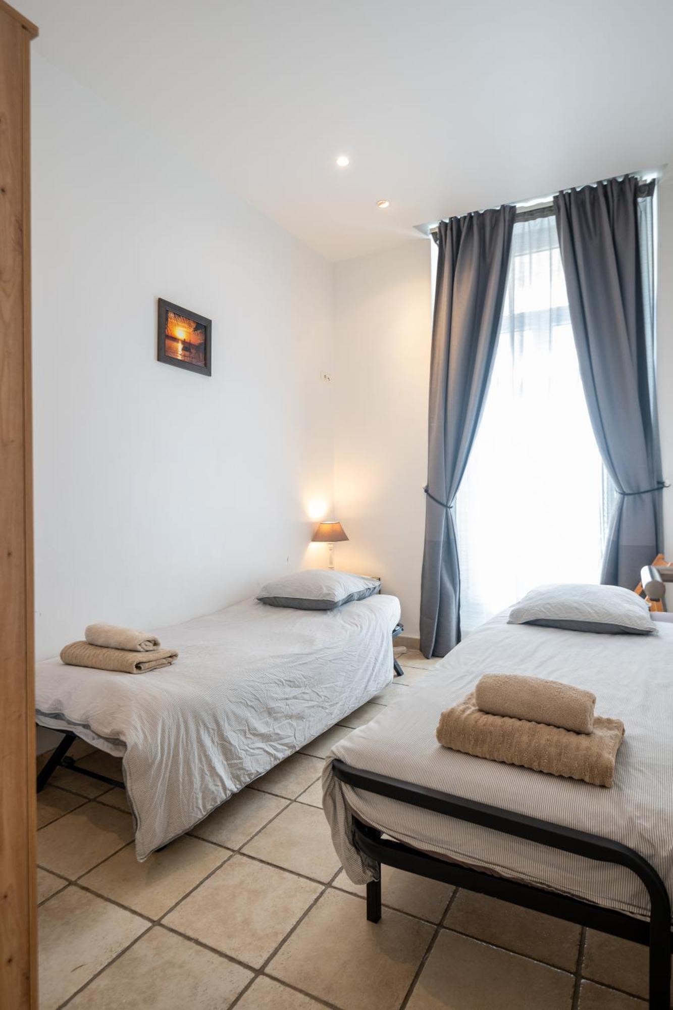"Le Zen" By Enjoynice, Central Spacious Apartment With Airco, Beach At 10 Min Buitenkant foto